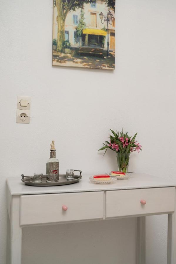Sofia Rooms Пицидия Экстерьер фото