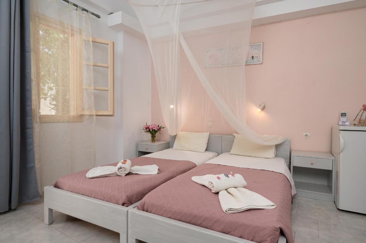 Sofia Rooms Пицидия Экстерьер фото
