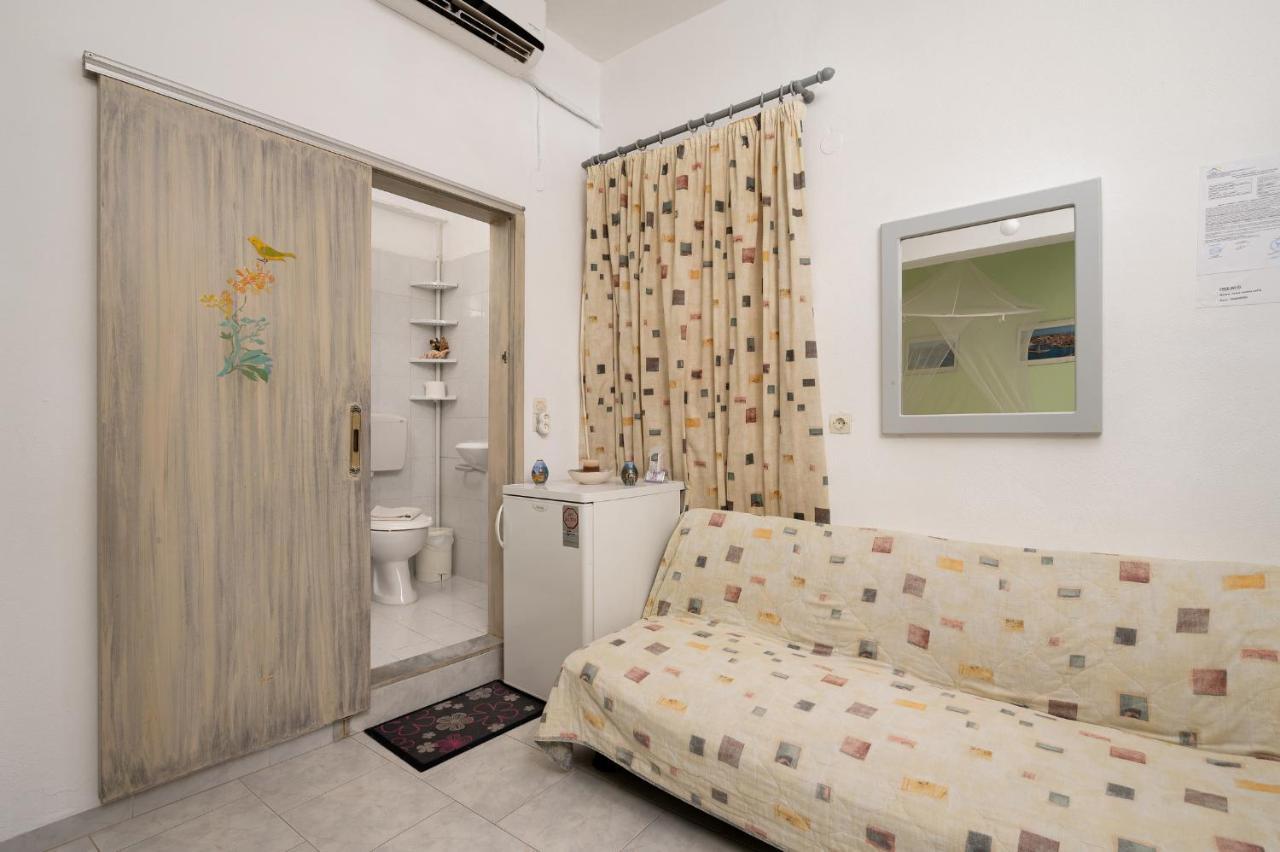 Sofia Rooms Пицидия Экстерьер фото